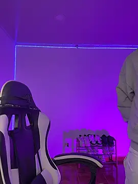 Chat XXX ao vivo de oliver_kyy