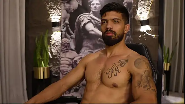 Chat +18 de DannSaenz ao vivo