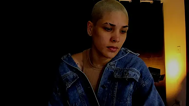 Charlee_pink Webcam-Show