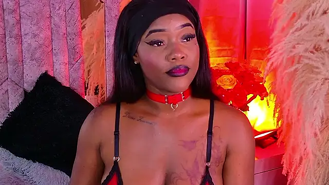 SarahBrunetのライブXXXチャット