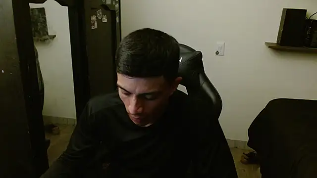 kv___xxx_: онлайн-секс-чат