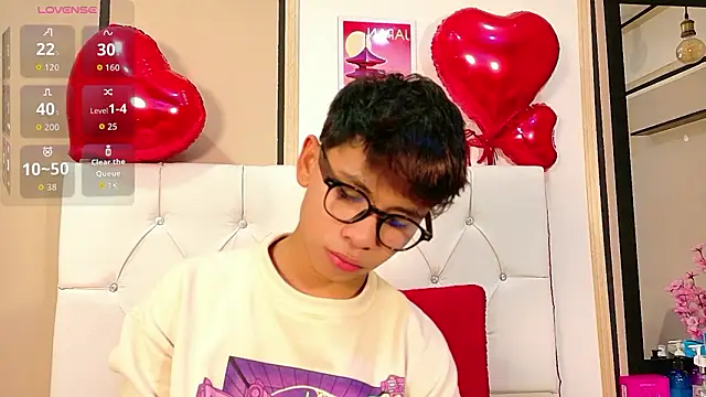 Ethan_Westt: онлайн-секс-чат