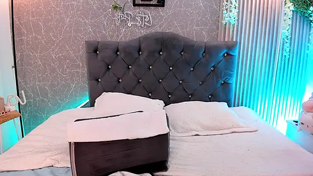 mialeia01のライブXXXチャット