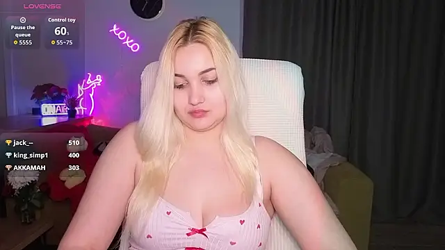 adrelaxinaのライブXXXチャット