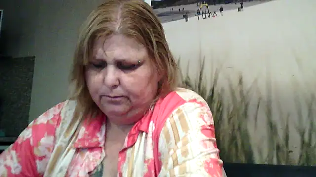 Sylviastar46 Adlı Modelin Canlı XXX Sohbeti