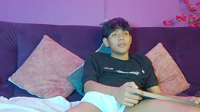 Liam_Sinclair Live XXX-Chat