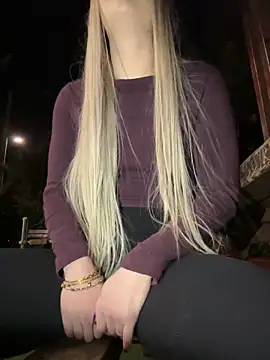 AlyssaFoxx_ Adlı Modelin Web Kamerası Şovu