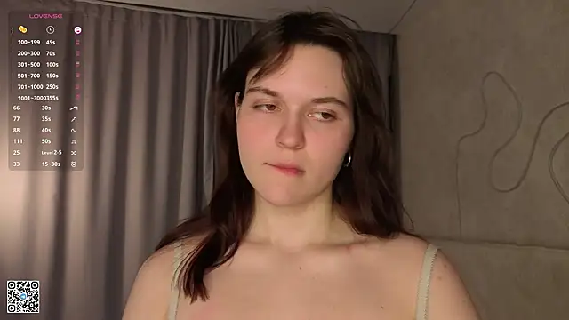 دردشة DelindaToste الجنسية المباشرة