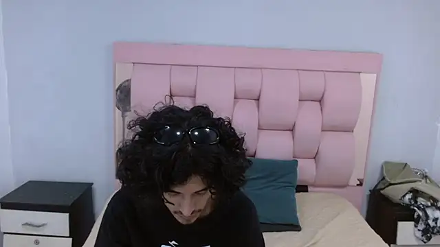 SamiSaturno 在線直播表演