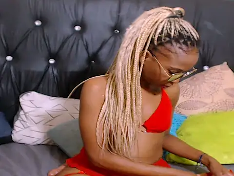 SassyyLadyKay's Live XXX Chat