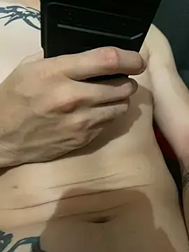 Play_with_belly 即時 XXX 聊天