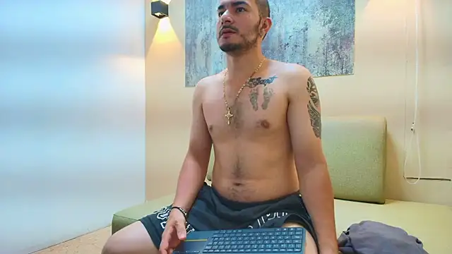 LUCA_KINGGのライブXXXチャット