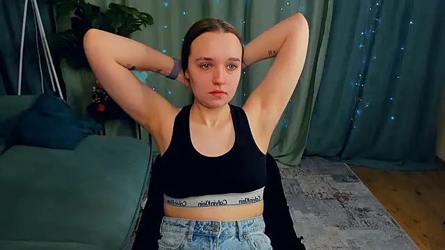 MikiBallance Chat XXX live