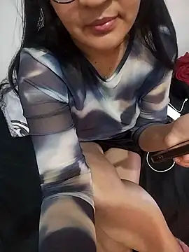 lolo890 Live XXX-chat