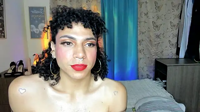 Chat +18 de Angel_White25 ao vivo