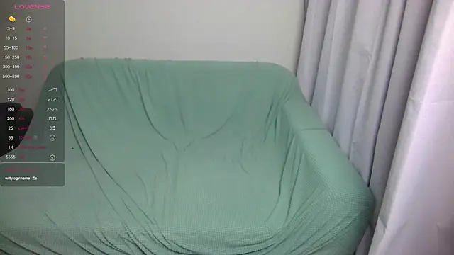 LeonBoykisser 即時 XXX 聊天