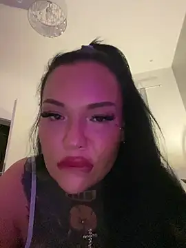 แชท XXX สดของ _MelinaCurves_