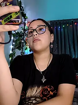 Chat XXX en directo de Bella-Gema