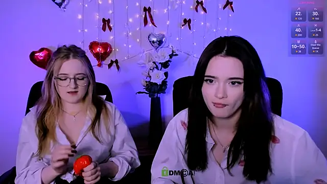 liana_kisses live XXX chat