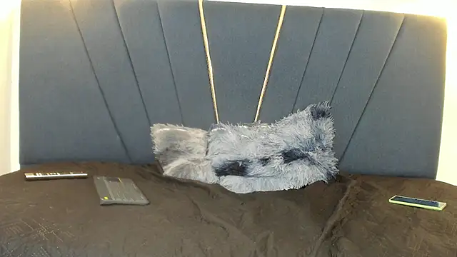 Show de esteban_cum18 na webcam