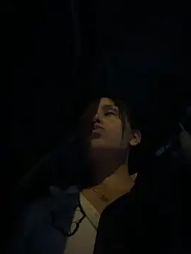 دردشة J_loren الجنسية المباشرة