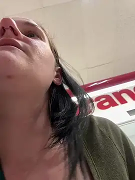 lolabunny9 Show in webcam