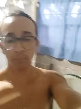 Angeles_198718 现场XXX聊天