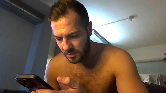 THE_CHEEKY_ALPHA 即時 XXX 聊天