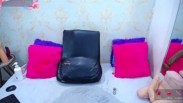 Živý XXX chat YHENDELYN_STONE