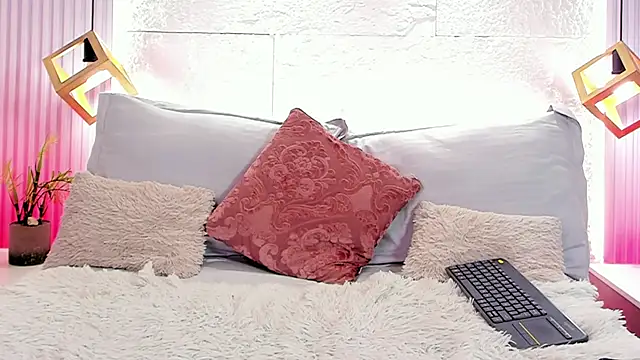 XXX chat uživo modela sarah_salis_