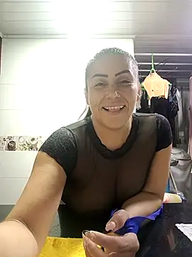 Chat +18 de maynor_1998 ao vivo