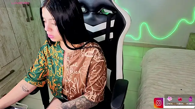 Victoryyy_ 即時 XXX 聊天