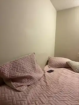 Miaswwe Chat XXX live