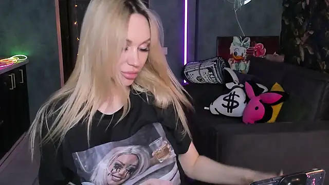 Blckmirrorr Live XXX-Chat