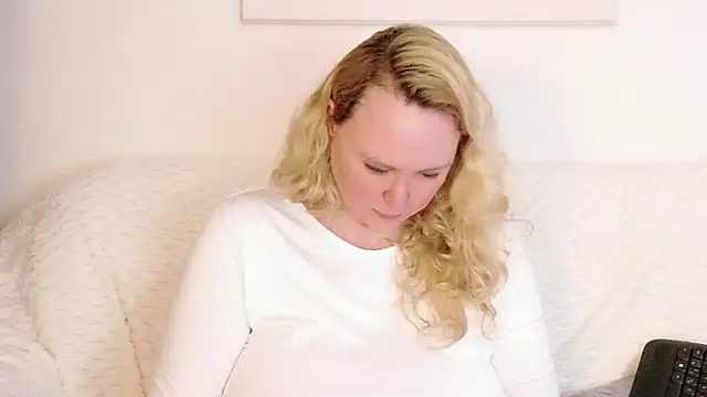 Chat +18 de Sarah4you ao vivo