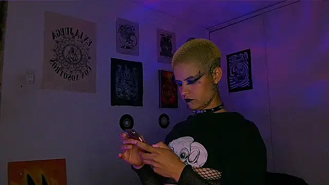 Онлайн чат XXX alex_one888