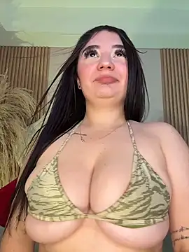 Valeria_carter Adlı Modelin Canlı XXX Sohbeti