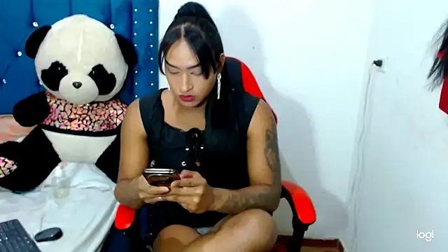 Chat +18 de valeriaxxx11 ao vivo