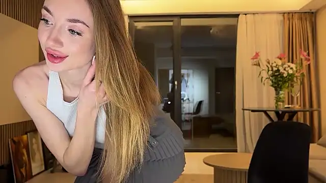 Jolienne 现场XXX聊天