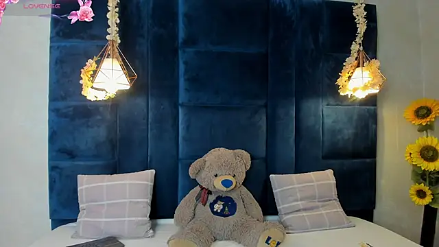 Živý XXX chat Laura_Miller1