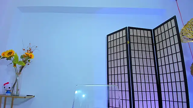 Živý XXX chat MiaNoirr