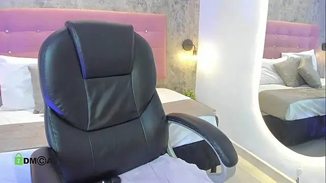 XXX chat uživo modela RomaBellanova