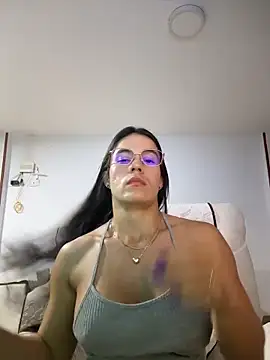 Show modela Penny_09 na web-kameri