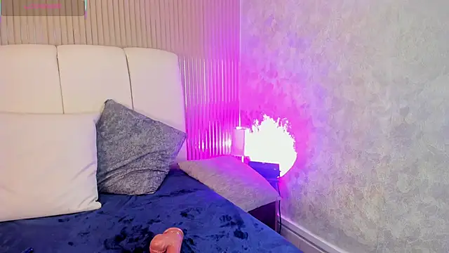 XXX chat uživo modela cayla_jonnes