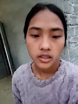 Pokazy przed kamerką – Hoa-tuylip