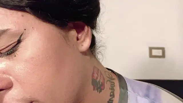 XXX chat uživo modela Angel-umbra