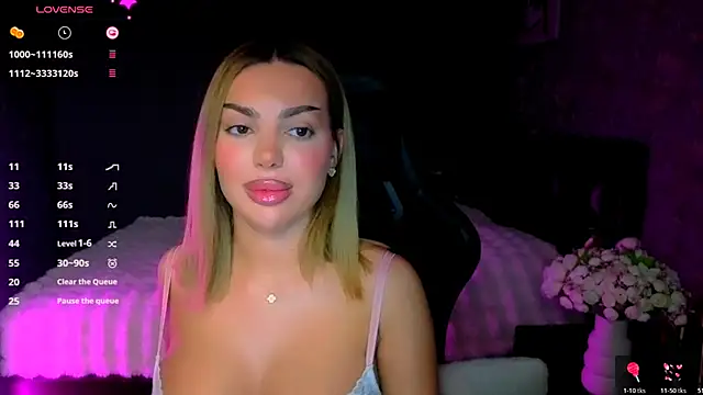 Chat +18 de Ayla__Demir ao vivo