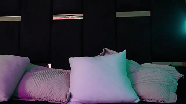 Dark_Eros_ Adlı Modelin Canlı XXX Sohbeti