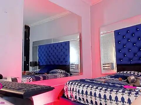 Chat +18 de Ciara_HotTs ao vivo