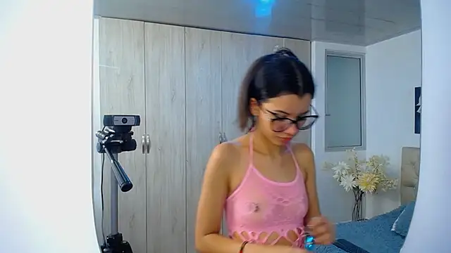 pinky_f00x Live XXX-chat